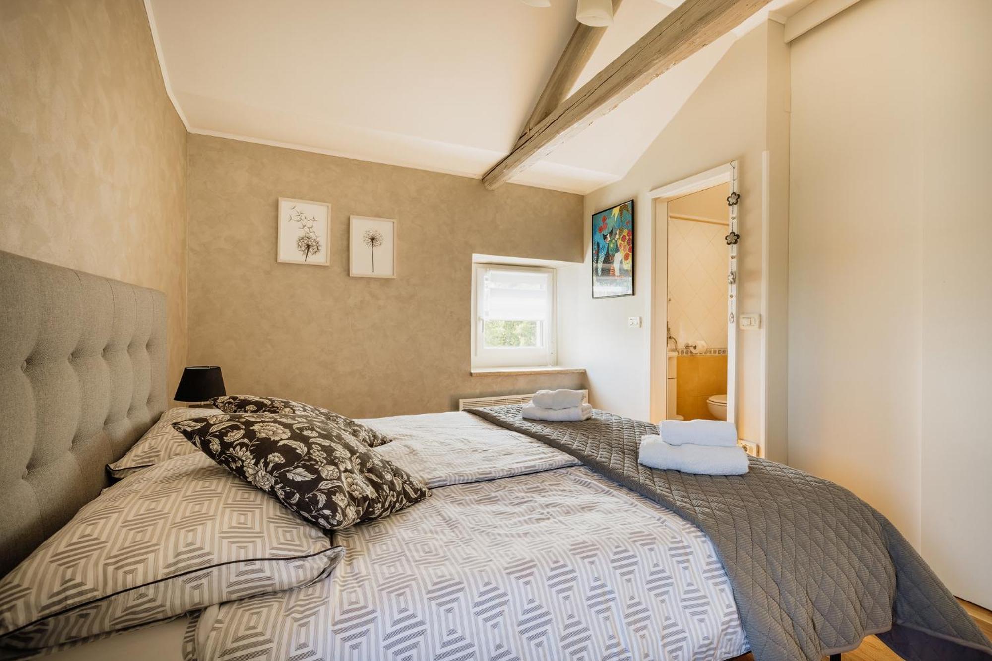 Apartments Mirna Stress Free Babici Exterior foto